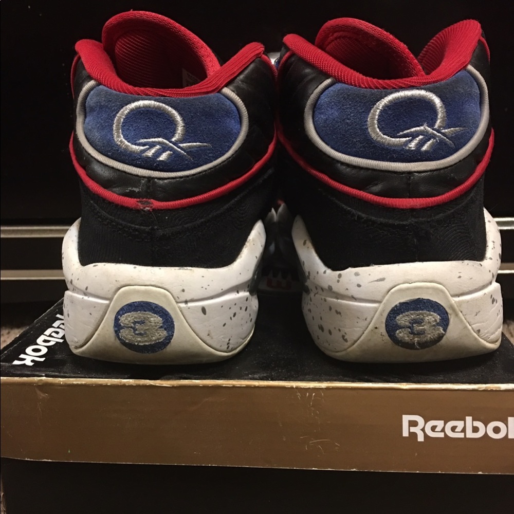 Questions - Picture 4 of 4