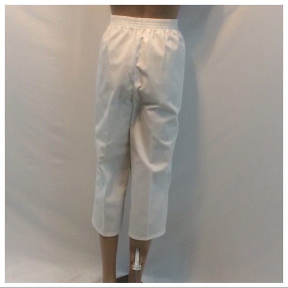 VF JEANSWEAR Cropped Jeans - Picture 4 of 8