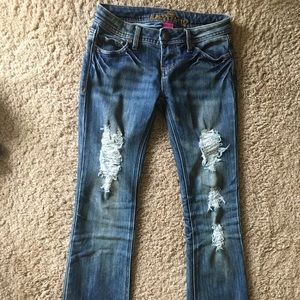 Almost Famous distressed jeans
