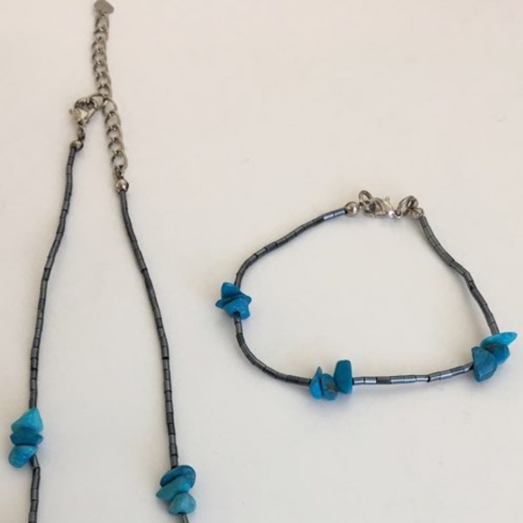 Turquoise Necklace & Bracelet Set - Picture 2 of 4