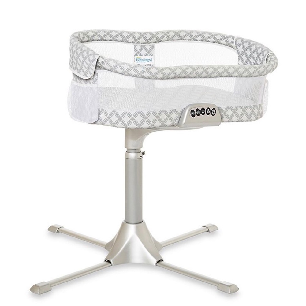 The HALO® Bassinest® Swivel Sleeper