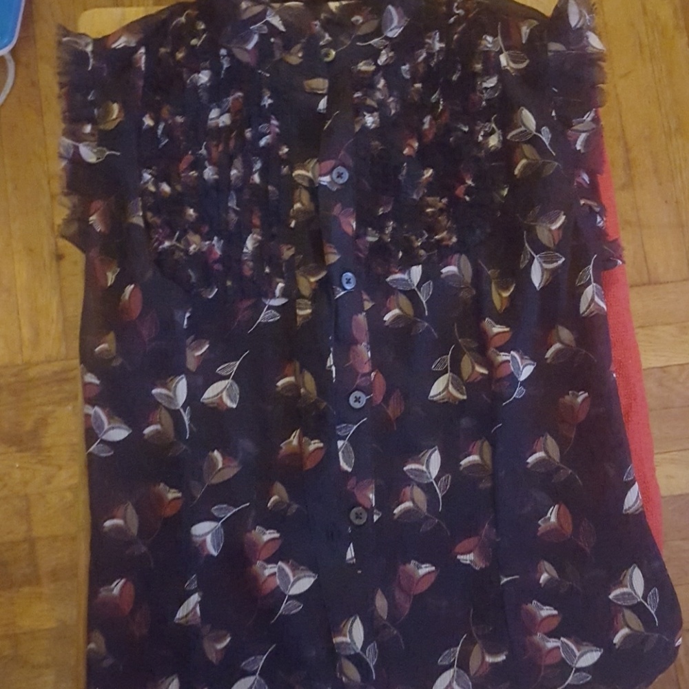 Banana Republic Sheer Sleeveless Floral Top Size S