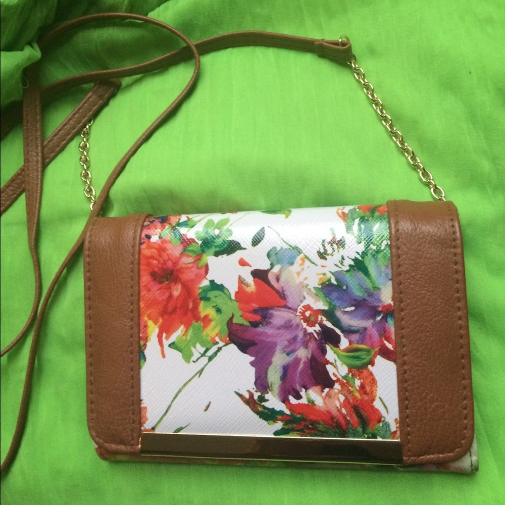 NEVER USED SMALL CROSSBODY