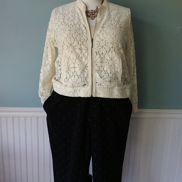 SOLD▪ Lace Bomber Jacket - Picture 3 of 7