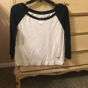 NWOT Hollister crop top.