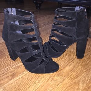 Marc Fisher "Hindera" Gladiator Sandals