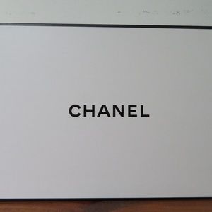 Chanel box