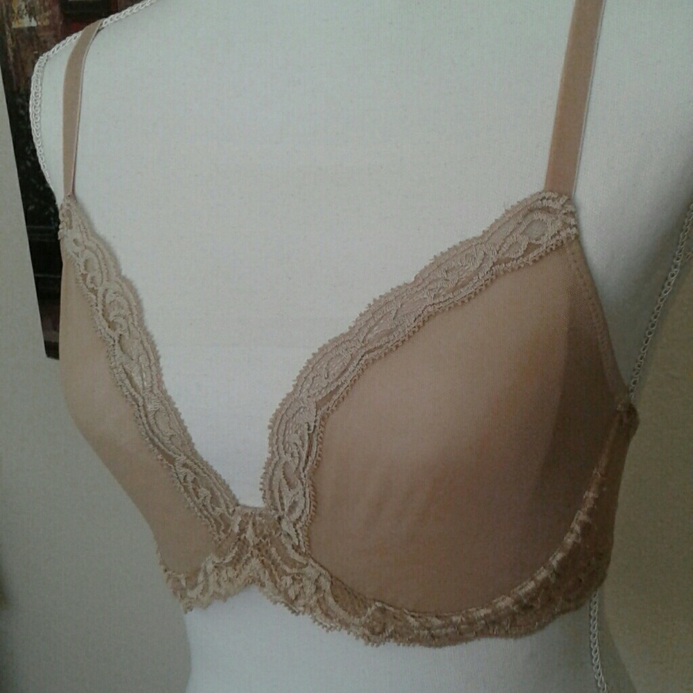 Natori Bra 32DD NWOT