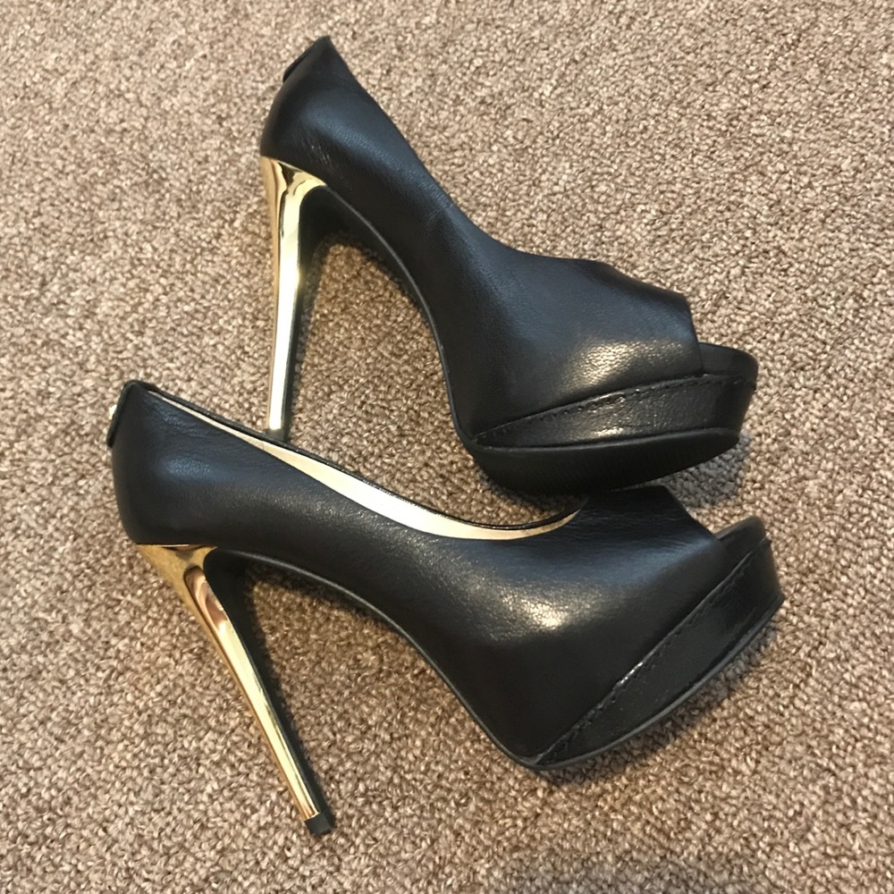 Michael Kors black heels