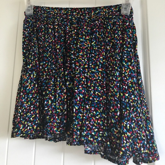 Two girls skirts - Picture 3 of 4