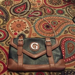 ‼️SALE‼️Guess clutch 👛 or it can be shoulder bag