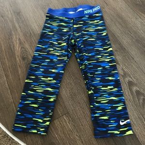 Nike crop workout pants