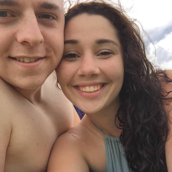 Meet your Posher, Kaitlin - Picture 1 of 1