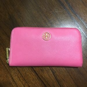 Tory Burch Robinson Wallet
