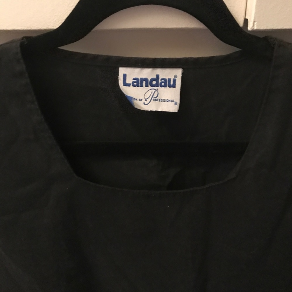 Black scrub top sz lg
