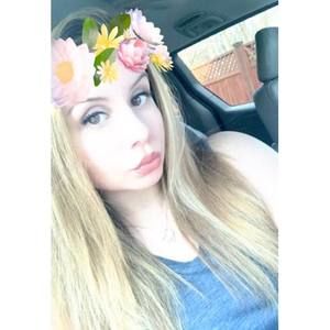 Meet your Posher, Briana