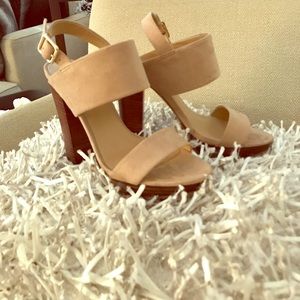 Report Lawrena Platform Sandal (Size 6) worn once.