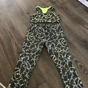 Camo colored Nike set!