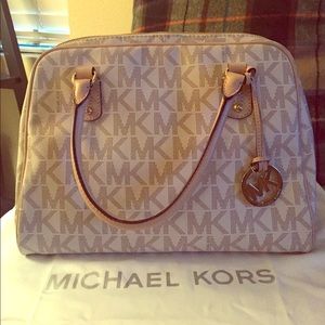 Michael Kors MK Logo Bag