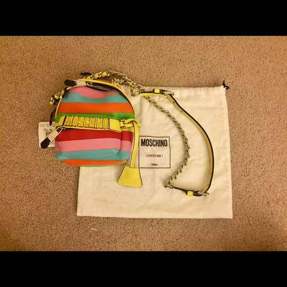 Moschino Cross body bag! BRAND NEW!! - Picture 5 of 7