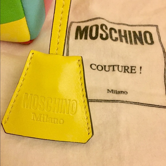 Moschino Cross body bag! BRAND NEW!! - Picture 6 of 7