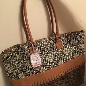 Tote style purse!