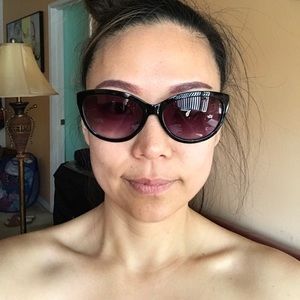 Nine West Cat eye sunglasses