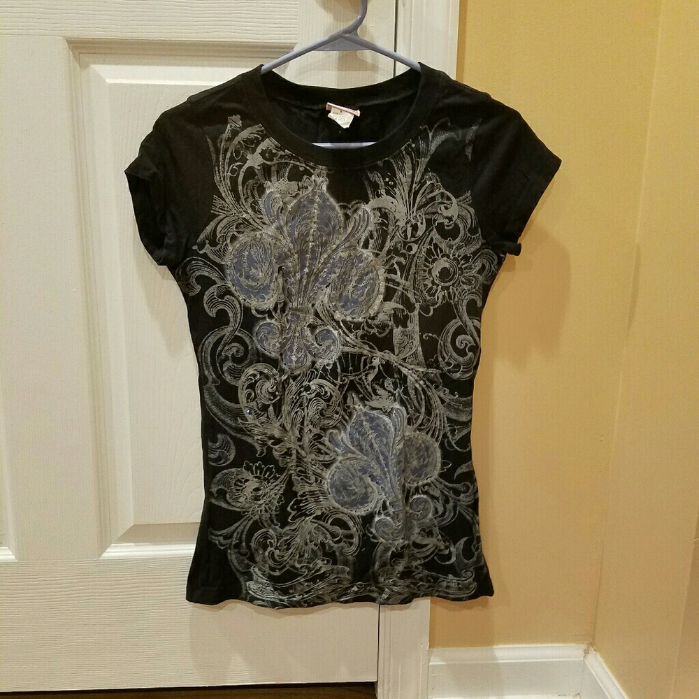 Nacy blue embellished tshirt AIMING FOR BUNDLES