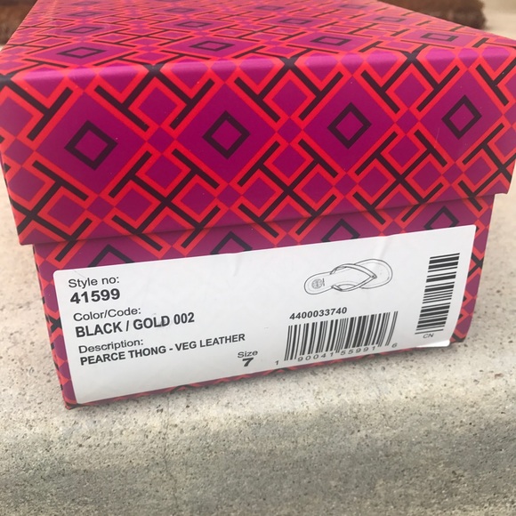 Sale firm‼️Tory Burch "Pearce" flip flops - Picture 7 of 7