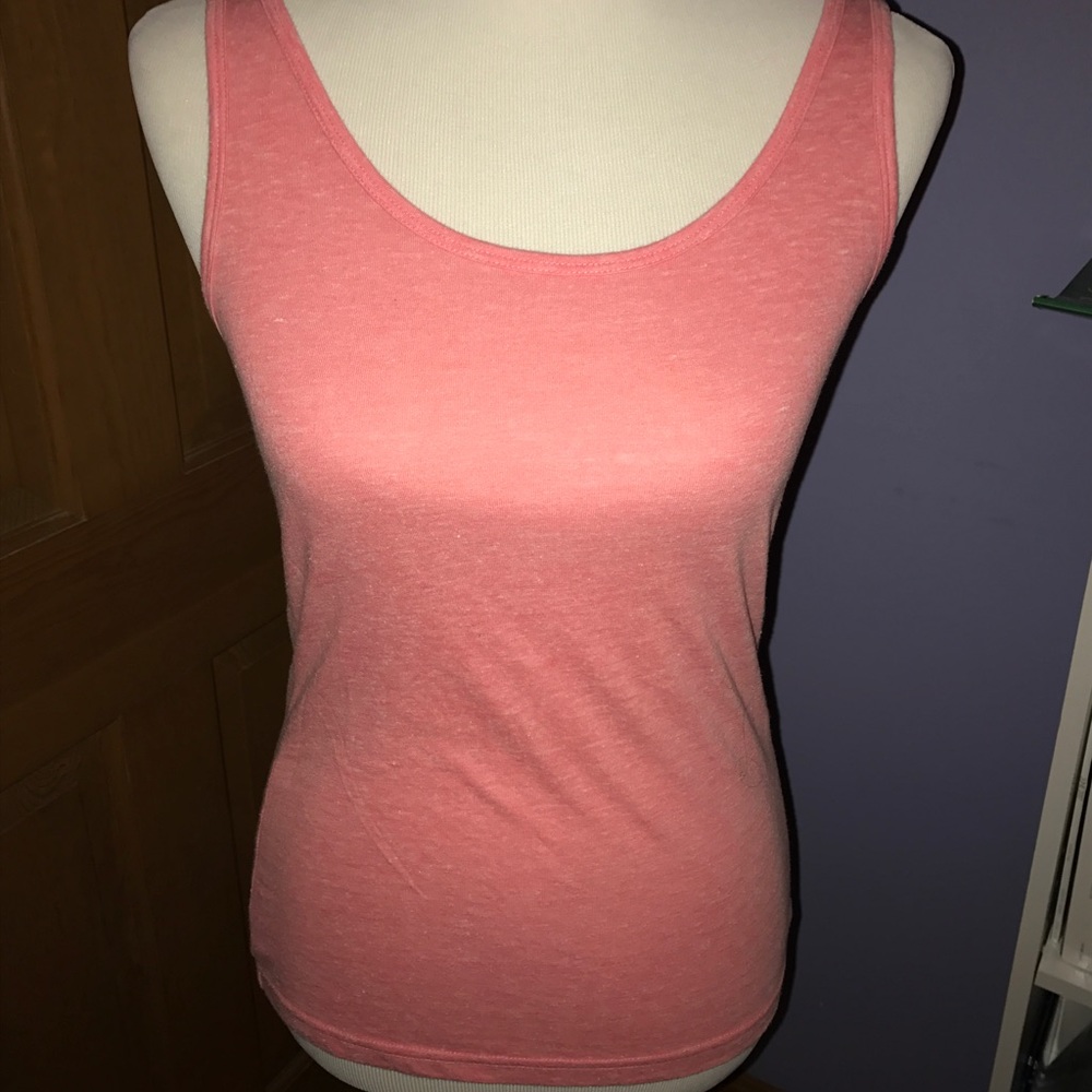 Pink tank top
