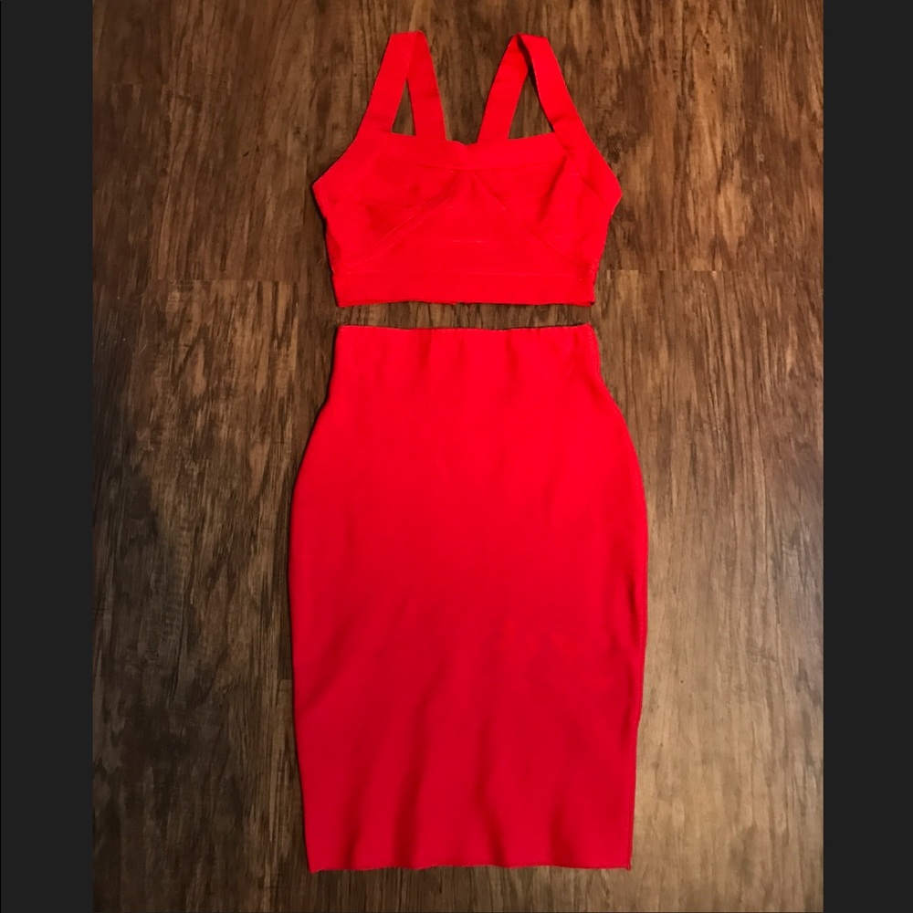 Red Two-piece Bandage Set