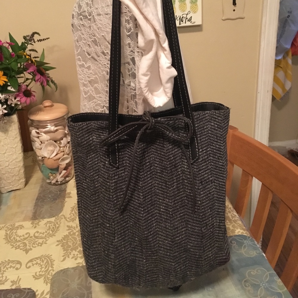 Castellari woven shoulder bag