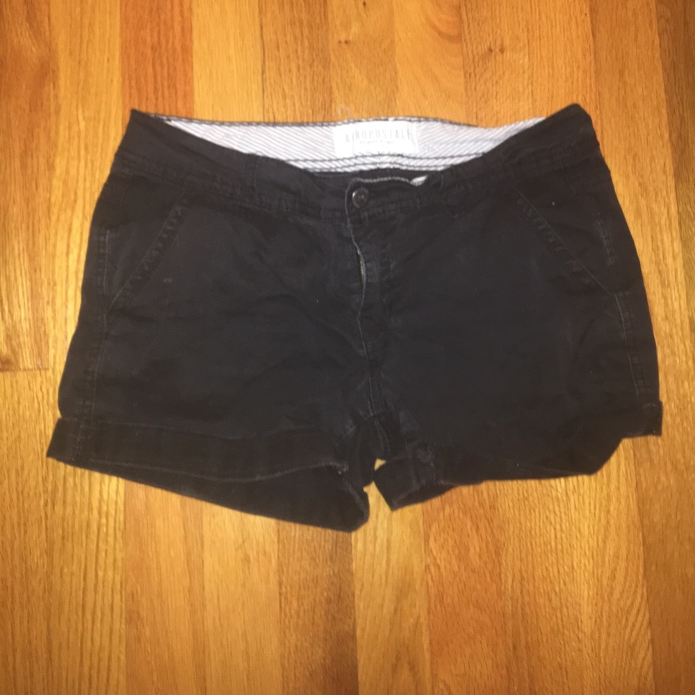 Black midi shorts!!