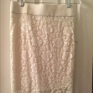 White lace skirt