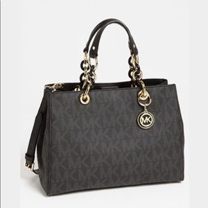 Michael lord Cynthia medium satchel