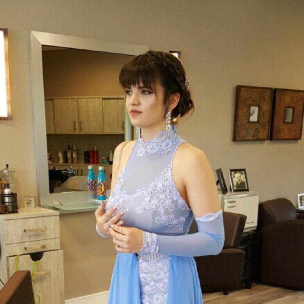 Meet your Posher, Marie