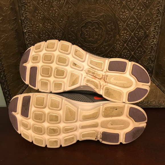 Nike sneakers. - Picture 7 of 7