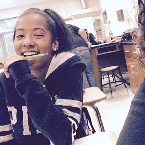 Meet your Posher, Mya