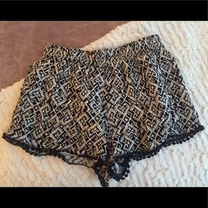 Black and white flowy shorts