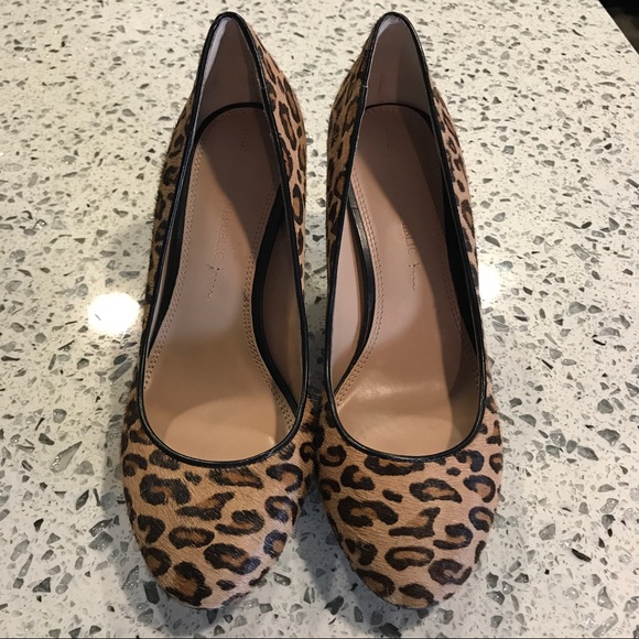 Banana republic dyed calf hair Leopard print heels - Picture 1 of 5