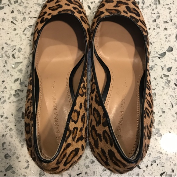 Banana republic dyed calf hair Leopard print heels - Picture 2 of 5