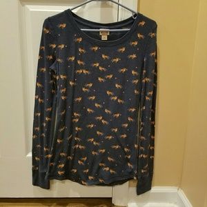 Nacy blue long sleeve fox and little heart shirt
