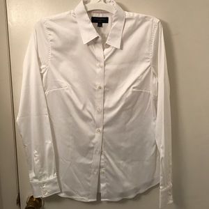 NWOT Banana Republic non-iron shirt