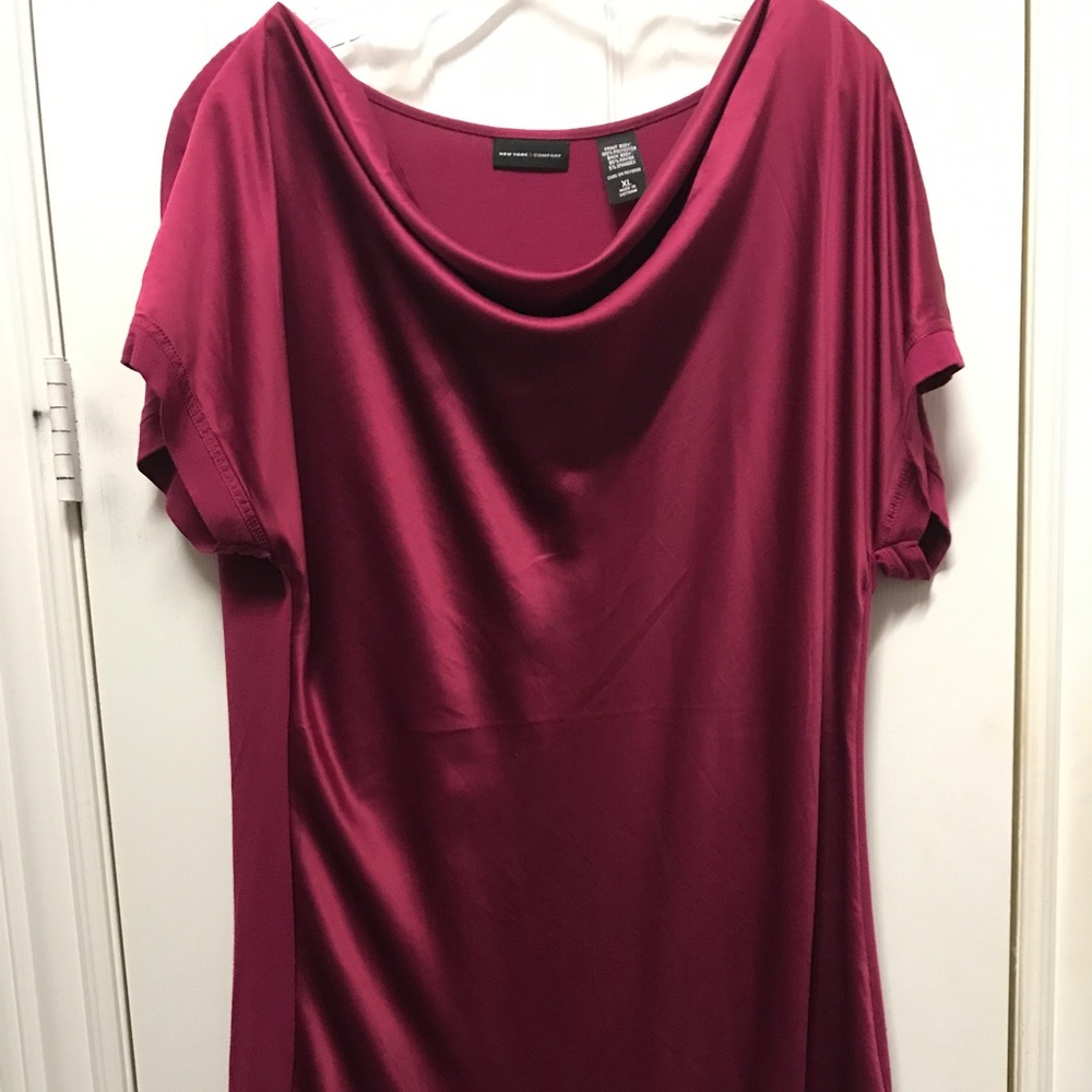 New York & Co tunic dark pink/maroon/mauve Size XL