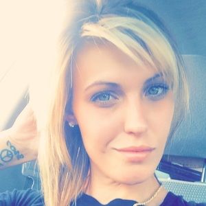 Meet your Posher, Lacey