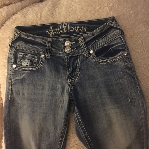 Adorable WALLFLOWER SKINNY jeans - size 0 stretch - Picture 3 of 6