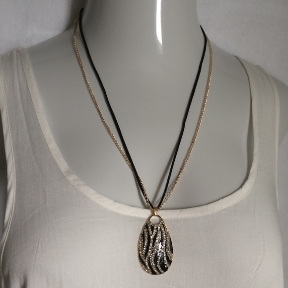 Zebra Rhinestone necklace - Picture 2 of 6