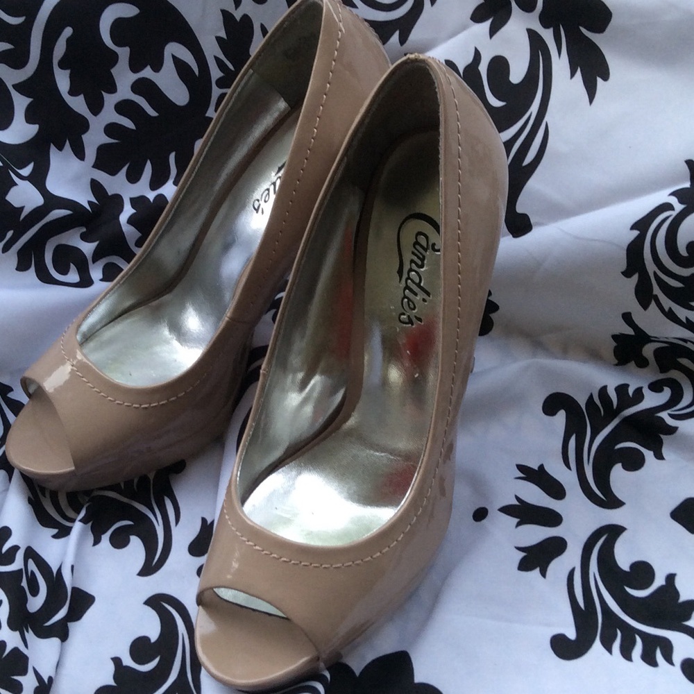 Candies nude platform peeptoe heels Size 7