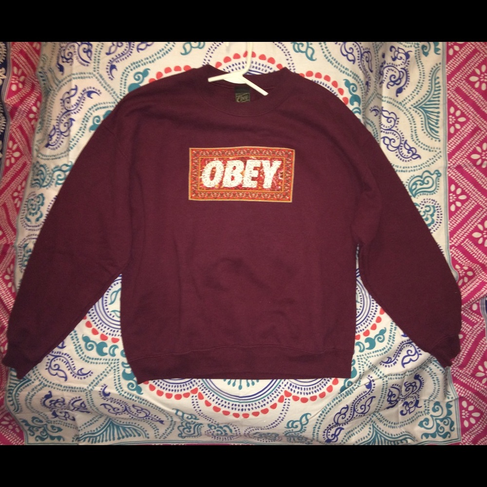 Obey sweatshirt