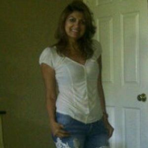 Meet your Posher, Maribel